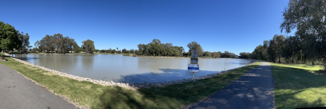 Lake Jerilderie in Lukes Park, Jerilderie NSW